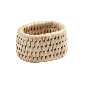 Lot de 4 ronds de serviette en rotin blanchi faits à la main, accessoire de vaisselle ovale en vrac pour les fêtes - Product Image 4