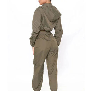 Conjunto cortavientos para mujer de calidad premium a prueba de viento para invierno Tallas grandes Patrón sólido - Product Image 2