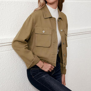 Veste en jean courte de style High Street pour femmes pour l'hiver Meilleur matériau en coton rempli de décoration de boutons pour l'automne - Product Image 4