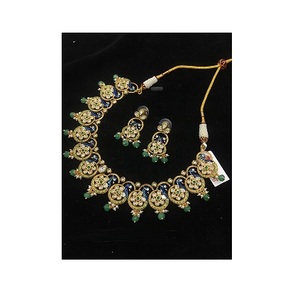 Superbe ensemble de colliers en moissanite Kundan Bijoux très demandés pour les mariées et les mariages disponibles au prix de gros - Product Image 1