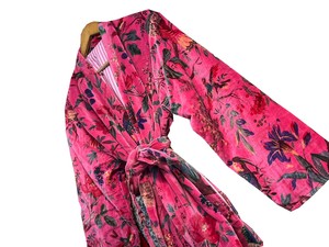 Kimono corto de lujo unisex, chaqueta de terciopelo de algodón con estampado de pájaro rosa, estilo bohemio para el baño de verano para mujeres y hombres - Product Image 5