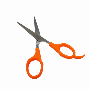 Ciseaux de coupe de cheveux professionnels en gros Ciseaux de coiffeur en acier allemand avec poignée en acier inoxydable pour salon et usage domestique - Product Image 4