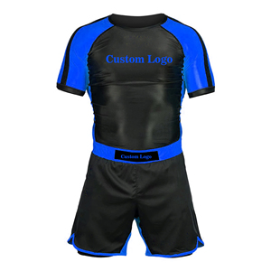 MOVATEXTILE MMA Rash Guard Set Hombres Venta al por mayor Sublimación Manga corta Rash Guard Camisa y Legging Uniforme MMA Fighting Wear Set - Product Image 4