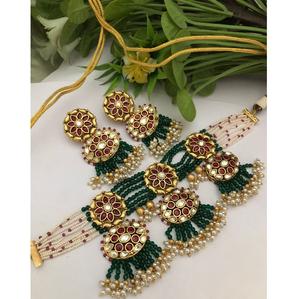 Impresionante Juego de Collar y Aretes Chapados en Oro de Alta Calidad para Bodas, Colección de Ropa Tradicional para Mujer - Product Image 2