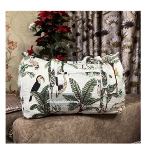 Meilleure vente Bhatyani artisanat multi-fonctionnel grand sac polochon en coton matelassé sac de sport fait à la main fermeture à glissière fourre-tout pour le Fitness - Product Image 2
