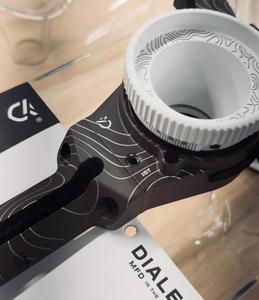 Máquina de Corte de Fibra Óptica Industrial Usada con Control Digital Automático de 50W de Potencia para Eliminación de Obstáculos - Product Image 6