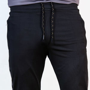 กางเกงจ็อกเกอร์ลำลองทรงสลิมฟิตสำหรับผู้ชาย เอวกลาง ผลิตจากโพลีเอสเตอร์/สแปนเด็กซ์ ระบายอากาศได้ดี เป็นมิตรกับสิ่งแวดล้อม มีกระเป๋าหลายช่อง ปิดด้วยเชือกผูก - Product Image 5