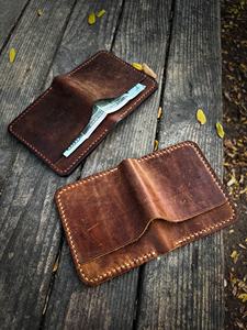 Cartera de Cuero Vintage para Tarjetas de Crédito para Hombre, Tarjetero con Bolsillo Frontal, Cosido a Mano y Bordes Pulidos LCR-0007B - Product Image 6