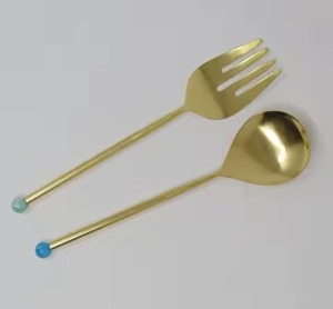 Grand saladier en bois de manguier avec serveurs, ensemble de 3 pièces fait à la main, ustensiles de service en bois - Product Image 2