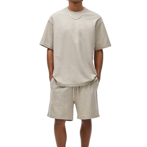 Conjunto de Camiseta y Pantalones Cortos para Hombre, Cuello Redondo, 100% Algodón Jersey, Peso Pesado 220 GSM, Diseño Personalizado, Conjunto Deportivo de Alta Calidad para Hombre - Product Image 1