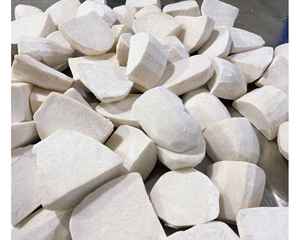 Taro congelé du Vietnam à la texture douce Parfait pour les smoothies et les soupes sucrées Taro congelé IQF pour l'exportation et la vente au détail 99GD - Product Image 2