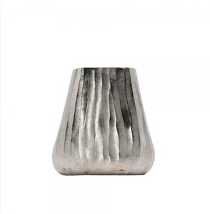Vase à fleurs nickelé de petite taille pour jardin maison balcon et chambre table d'appoint Vases à fleurs et pots en métal décoratifs - Product Image 2