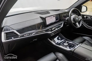 Voiture d'occasion entièrement équipée, BMW X5 xDrive30d M Sport G05 LCI Auto <span class=keywords><strong>4x4</strong></span> SUV 2024, prête à être expédiée - Product Image 3