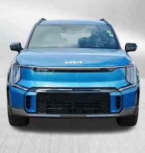 รถยนต์มือสอง ปี 2024 คีอา EV9 GT-Line ขับเคลื่อนสี่ล้อ เบาะหนัง พวงมาลัยซ้าย กล้องมองหลัง จอสัมผัส ไฟหน้าซีนอน สภาพดีเยี่ยม - Product Image 1