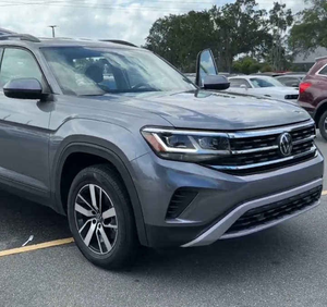 Volkswagen Atlas 2.0T SE 2024 Usado - Excelente Estado, Volante a la Izquierda, Asientos de Cuero, Cámara Trasera - Product Image 1