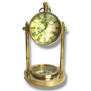 Victoria London Ancre nautique Horloge de bureau Montre Laiton antique avec accents de boussole de forme ronde de style moderne Circa 1876 - Product Image 1
