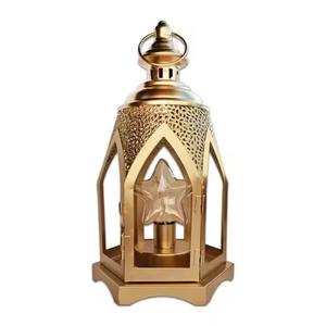 Lanternes métalliques suspendues Ramadan Kareem avec crochets et chaînes pour balcon, véranda ou décoration de plafond intérieur - Product Image 6