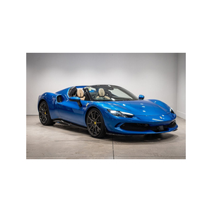 Fer-rari Roma avec un design élégant et des caractéristiques technologiques modernes - Product Image 1