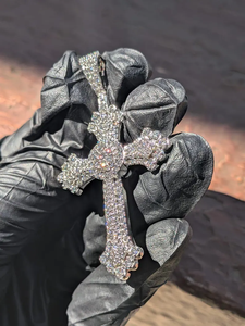 Colgante de Cruz con Incrustaciones de Diamantes Moissanite VVS de Primera Calidad, Plata 925, Estilo Hip Hop - Product Image 2