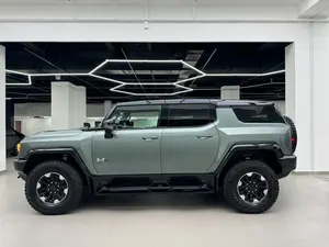 GCMMC Homer EV 2023, Neumáticos, Batería de Litio, Asientos de Cuero, Cámara Trasera, Tracción en las Cuatro Ruedas, Techo Solar Panorámico - Product Image 4