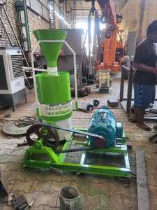 Machine à granulés de haute qualité d'une capacité de 500 kg à 1 tonne Machine de traitement verticale des granulés - Product Image 2