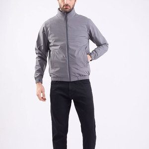 Servicio OEM, Chaquetas Personalizadas para Hombre, de Lona Lisa Teñida, con Cuello Alto y Logotipo Frontal, Modernas y Elegantes - Product Image 6