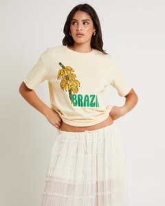 Camiseta holgada con estampado ecológico de color amarillo mantequilla para verano - Product Image 3