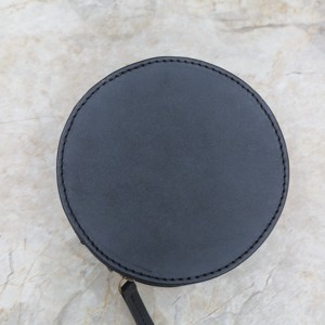 Noir et blanc forme ronde cercle 100% cuir véritable matériel croix corps épaule fermeture à glissière cantine sacs à bandoulière pour les femmes - Product Image 4