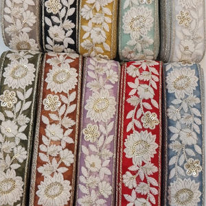 ผ้าบางเนื้อละเอียดปักลายดอกไม้สไตล์วินเทจประดับขอบด้วยผ้าตาข่ายสีสันสดใสสำหรับงานฝีมือ - Product Image 1