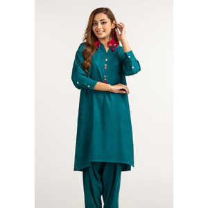 Ensemble chemise et pantalon pour femme en tissu jacquard vert teinté avec décoration boutonnée - Product Image 2