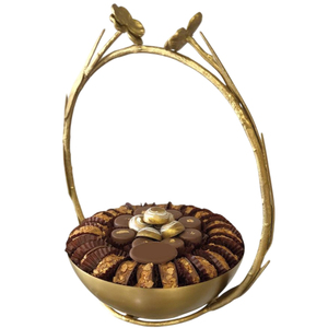Élégant bol décoratif en métal doré à poignée florale bol de service à chocolat de qualité supérieure présentoir à desserts pour les fêtes ou tout événement - Product Image 4