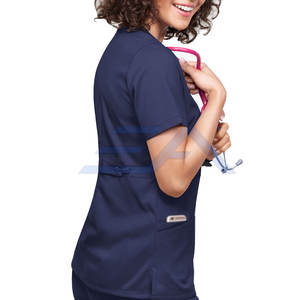 Uniformes Médicos de Alta Calidad ENROBE APPAREL, Transpirables, para Mujer, Estilo Cruzado, Personalizables, Venta al por Mayor - Product Image 3