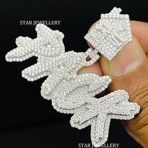 Colgante de Letra Personalizado Unisex de Oro 10K con Baño de Rodio, Diamantes Cultivados en Laboratorio, Estilo Hiphop, Corte Brillante Redondo, Diseño Cristiano Iced Out - Product Image 2