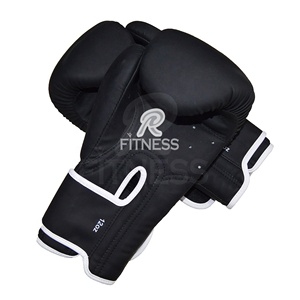 Gants de boxe sur mesure en cuir noir/rouge, antidérapants, fermeture auto-agrippante, vêtements de fitness RC, entraînement en salle de sport, logo PVC - Product Image 2