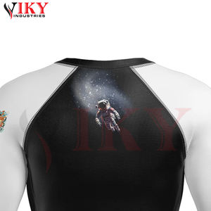 Protection solaire 2026, confortable, super extensible, logo personnalisé, durable, léger, impression numérique, rashguard pour adulte pour vêtements de sport - Product Image 4