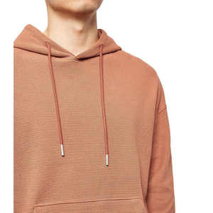 OEM Sportswear Sweatshirts à capuche vierges gaufrés thermiques brodés personnalisés pour hommes Sweatshirts à capuche légers en tissu tricoté gaufré de coton - Product Image 3