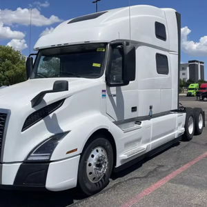 Camion à couchettes VOL_VO d'occasion très propre 2024 2023 2022 - VNL64T860 Camion semi-remorque à couchettes - Product Image 1