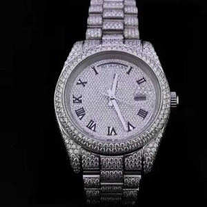 Montre automatique élégante pour homme avec cadran squelette carré en or rose et bracelet en caoutchouc noir, idéale pour les affaires - Product Image 1