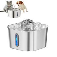 Fontaine à eau pour chat en acier inoxydable 304, distributeur d'eau filtrée pour animaux de compagnie de 2,2 L avec fenêtre de niveau d'eau LED pour utilisation en intérieur