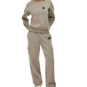 Ensemble de survêtement polaire 2-en-1 respirant et à séchage rapide, coupe classique, collection Hiver 2025 – Personnalisation de design pour tenues de sport et streetwear - Product Image 2