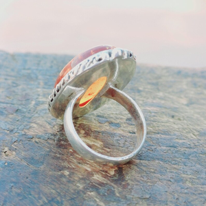 Anillos de piedra de cristal curativo naranja para hombre al por mayor, joyería de plata de forma ovalada ámbar, joyería minimalista hecha a mano - Product Image 5