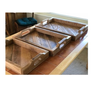 Plateau de service en bois léger avec surface finie à la main et charme simple conçu pour les repas décontractés ou les accents de cuisine - Product Image 6