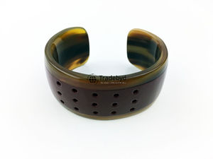 กำไลข้อมือทำมือจากเขาสัตว์ งานฝีมือระดับพรีเมียม เครื่องประดับแฟชั่นธรรมชาติ ของขวัญสำหรับทุกเพศทุกวัย หลายขนาด ขายส่งโดย Tradebyd - Product Image 3