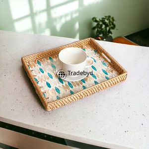 Elegante Bandeja de Ratán Hecha a Mano, Bandeja de Mesa Moderna, Calidad Premium, Almacenamiento y Decoración Móviles, Ideal para Regalos y Servicio, Tradebyd - Product Image 1