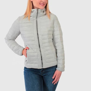 Chaqueta de Invierno Acolchada para Mujer, Producción al por Mayor, Personalizable, Acolchada, Estampada, Transpirable, Impermeable, Cortavientos, Reversible, para Adultos - Product Image 1