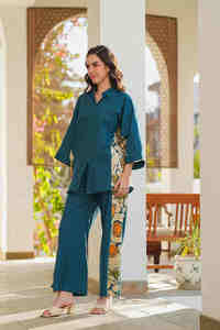 Nouvelle arrivée vert sarcelle multicolore imprimé floral décontracté Co-Ord Set-femmes décontracté col décolleté chemise pantalon tendance - Product Image 4