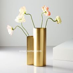 Vases à fleurs modernes en aluminium faits à la main Décoration intérieure écologique Couleur et taille personnalisables - Product Image 5
