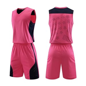 Uniforme de basket-ball personnalisé OEM 2025 meilleur prix pour hommes Logo personnalisé et lettre maillot de basket-ball en polyester à séchage rapide respirant - Product Image 1