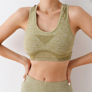 Sujetador Deportivo para Mujer con Logotipo Personalizado, Color Sólido, Venta al por Mayor, Tela de Súper Calidad, Sujetador Deportivo Liso en Blanco, Personalizable con Logotipo - Product Image 2