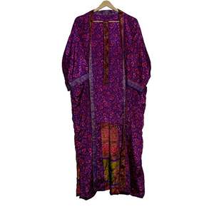 Kimono en soie vintage peint à fleurs Kimono traditionnel Robe Kimono vintage Vêtements de nuit pour femmes Kimono en soie Vêtements de nuit pour femmes - Product Image 2